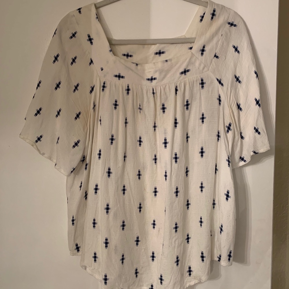 Flowy blue and white top